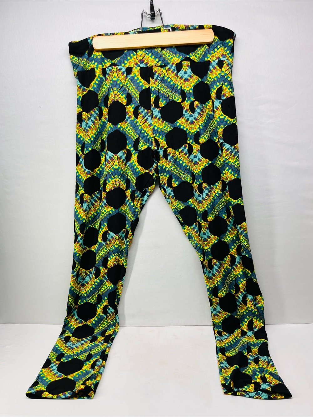 LuLaRoe Black, Green, Yellow Patterned Leggings